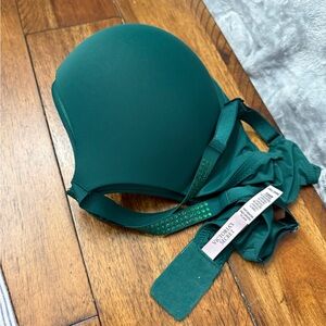 Victoria's Secret Deep Teal Molded T-Shirt Bra